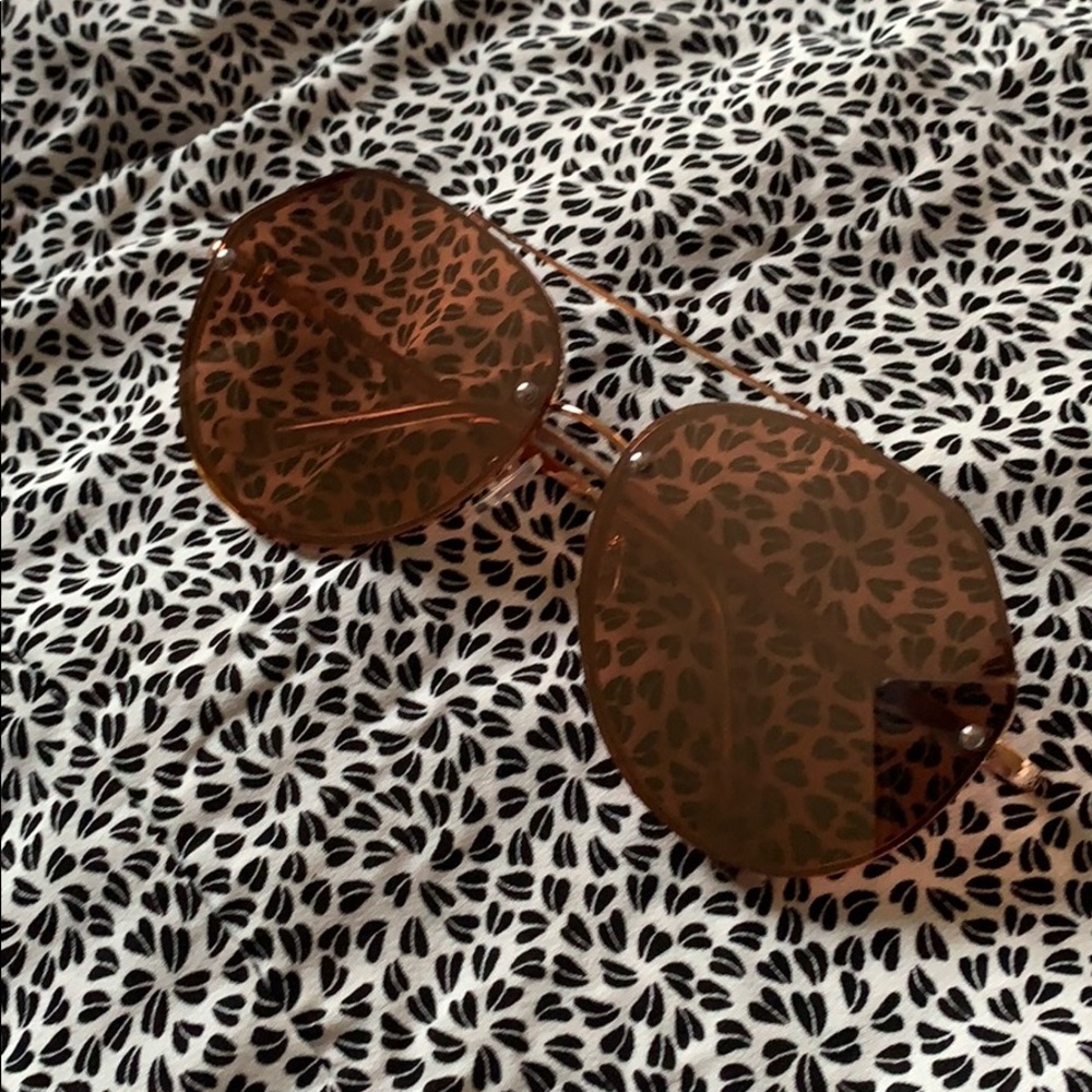 Rose Gold Aviator Sunglasses